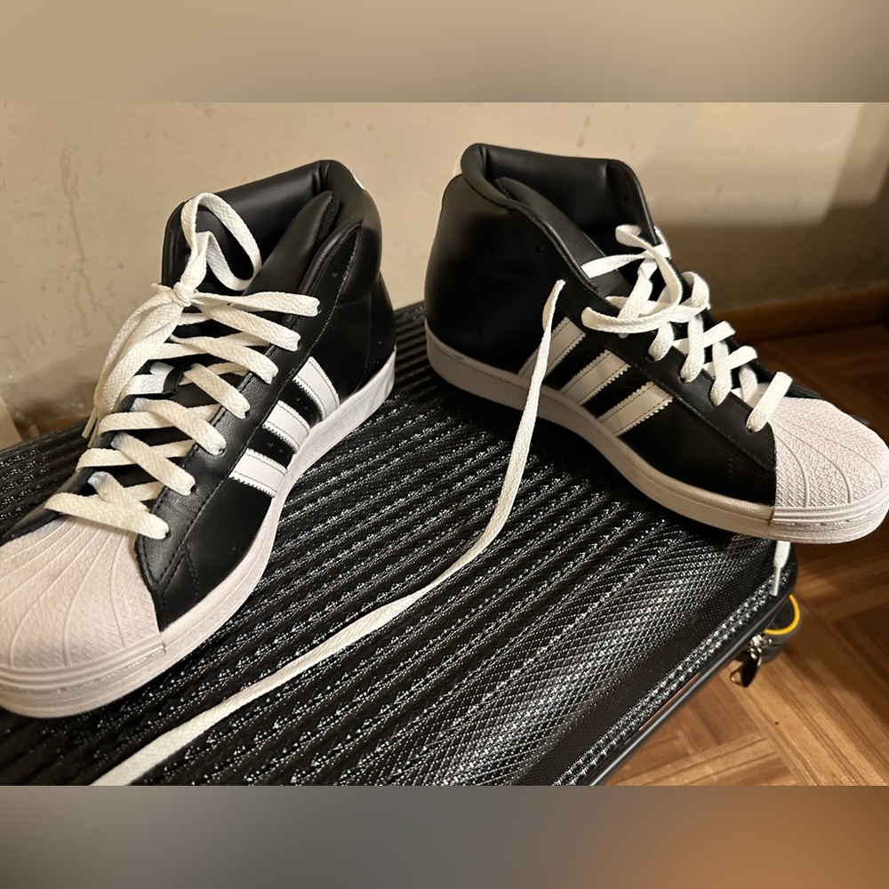 New (never worn) adidas hightop pro model sneaker
